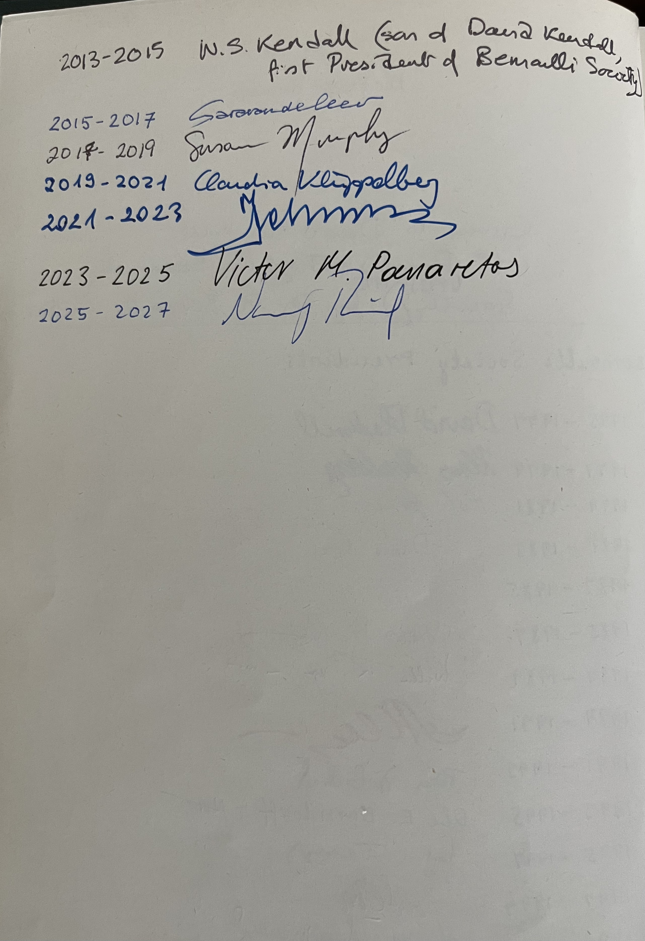 Signatures_of_Presidents_from_2013.jpeg